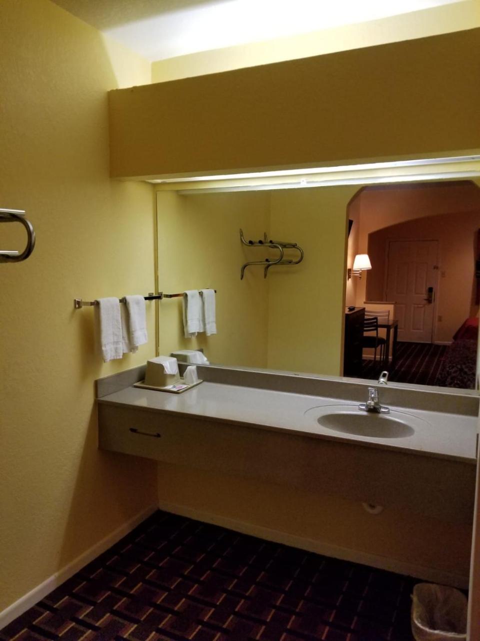 Texan Inn & Suites Houston Esterno foto